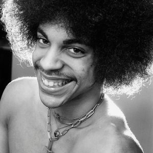 Studio 2, Smiling, 1977