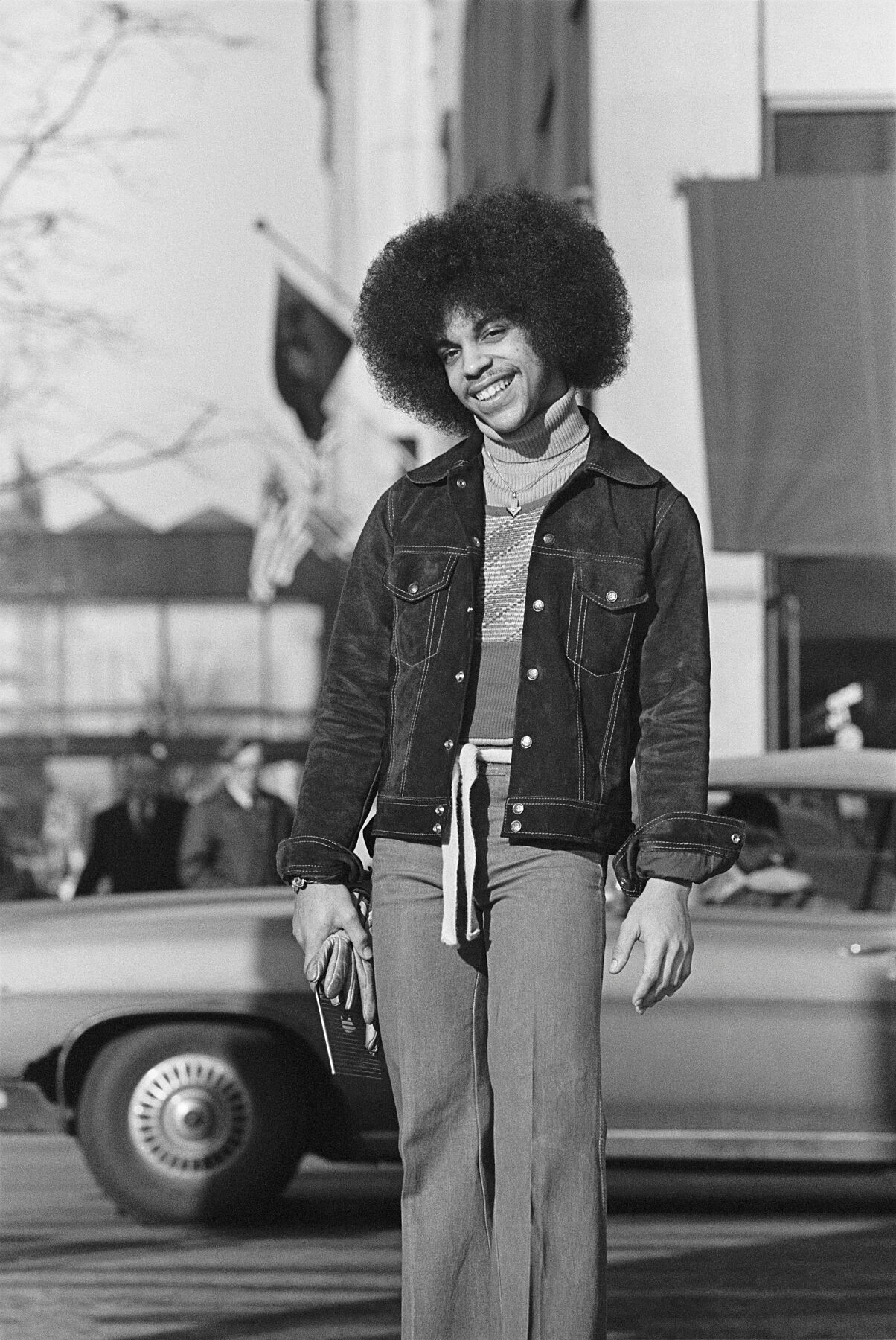 Downtown, Smiling, 1977